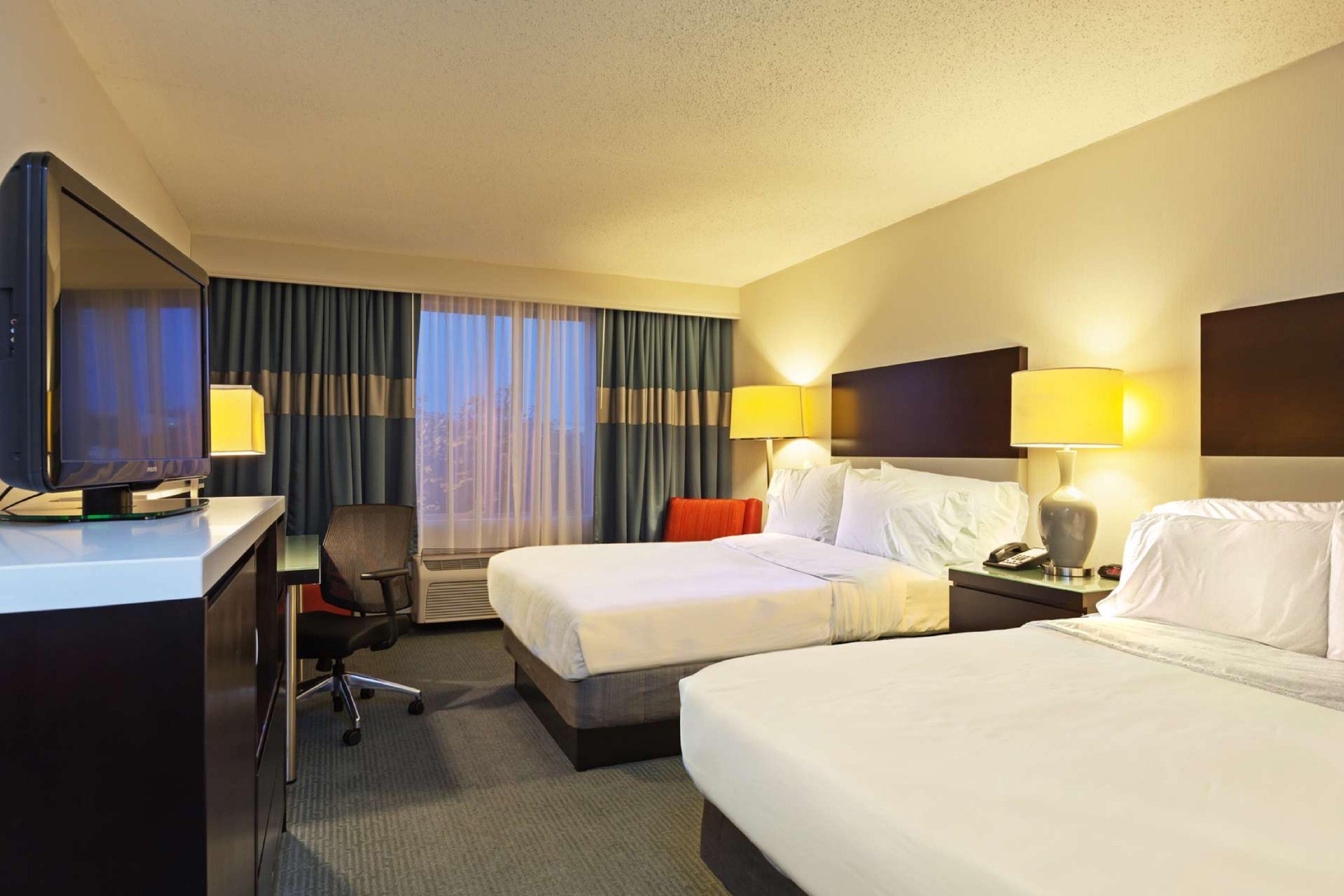 Holiday Inn Weirton-Steubenville Area Exterior foto