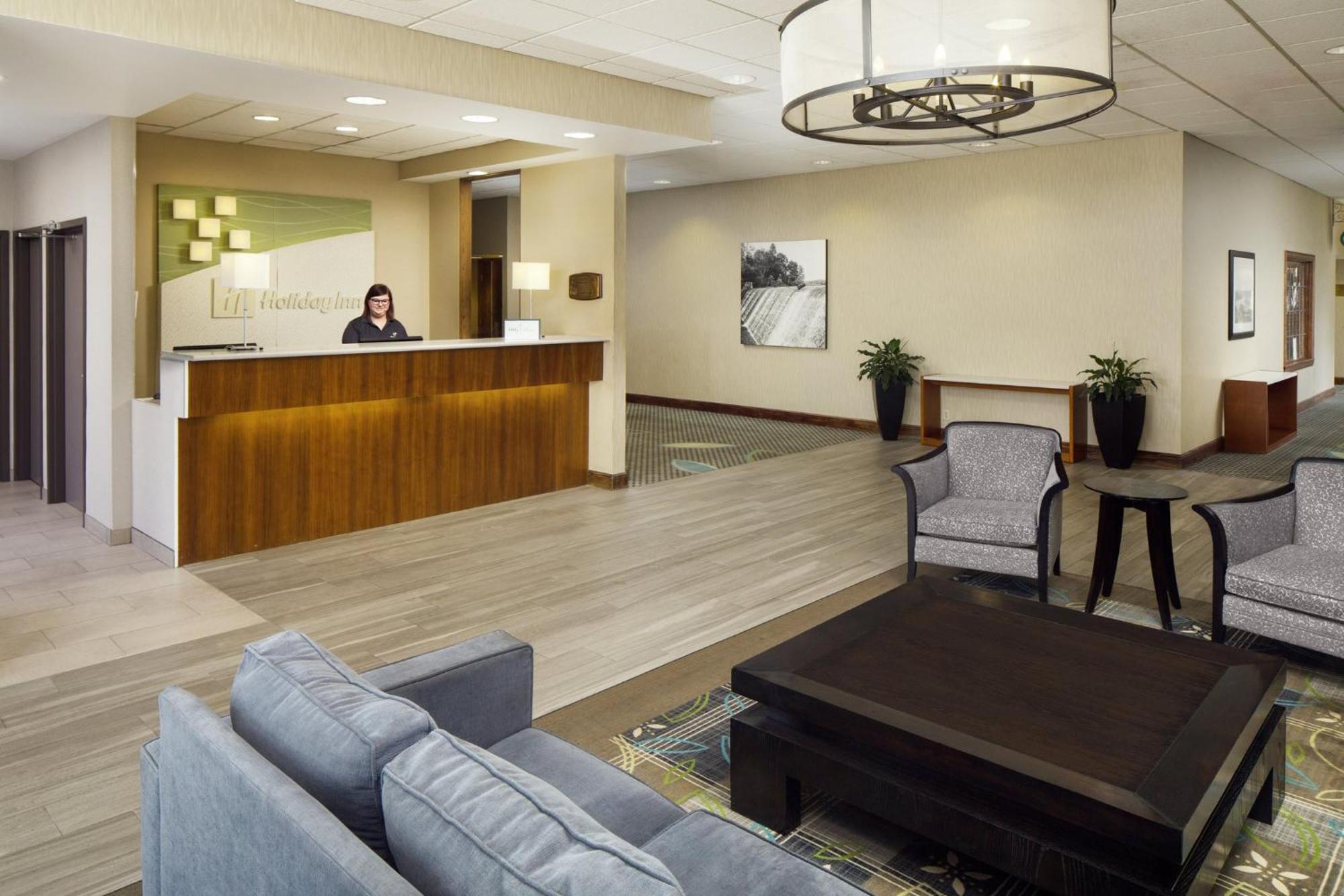 Holiday Inn Weirton-Steubenville Area Exterior foto